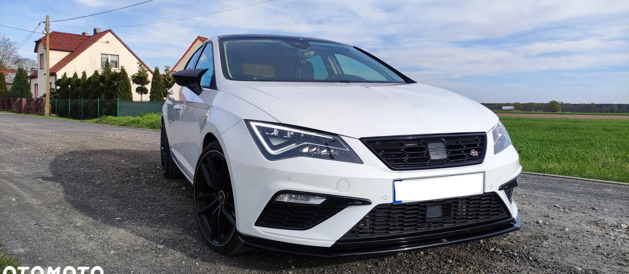 seat wrocław Seat Leon cena 79999 przebieg: 100000, rok produkcji 2019 z Wrocław